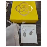 Kendra Scott Drop Earrings with Gift Box