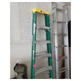 Louisville Fiberglass Step Ladder, Type II