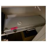 Poker Set in Aluminum Carrying Case