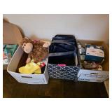 Household Items and Toys in Mixed Lot Lightbulbs +