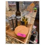 Gourmet Oil, Seasoning Grinders, and Sea Salt Set