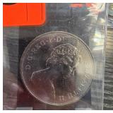 Commemorative Coin Featuring Queen Elizabeth