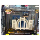 Funko Pop! Town Batman with Hall of Justice