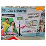 Studio Creator Video Maker Kit