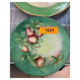 Hutschenreuther Selb Bavarian Plate with Fruit Des