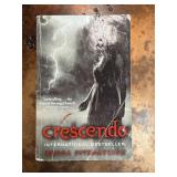 Crescendo by Becca Fitzpatrick, Paperback