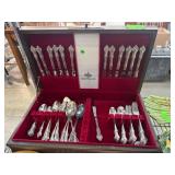 International DeepSilver Flatware Set in Case