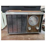 Bulova Solid State AM/FM Radio