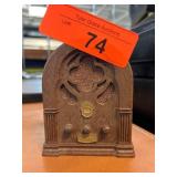 Vintage 1974 Chadwick-Miller Radio Replica