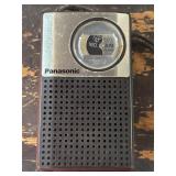 Panasonic Model R-1018 AM Transistor Radio