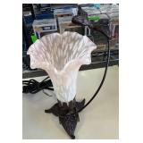 Art Glass Flower Lamp With Metal Butterfly