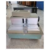 Kodak 300 Slide Projector with Case