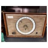 Zenith AM/FM Automatic Frequency Control Radio