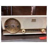 Truetone Vintage Clock Radio Receiver
