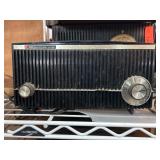 Bulova Model 340 Series Tabletop Radio