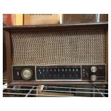 Zenith Model K731 AM/FM Table Radio, Wood Case