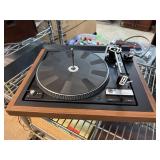 Dual 1237 Automatic Belt Drive Turntable