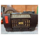 RCA Victor Golden Throat Tube Radio