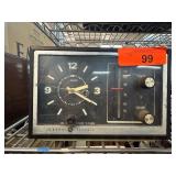 General Electric Clock Radio in Black and Beige