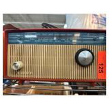 Philips Vintage AM/FM Radio