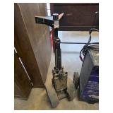 Heavy-Duty Hydraulic Floor Jack