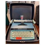 Smith-Corona Automatic 12 Typewriter With Case