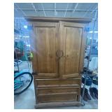 Wooden Wardrobe With Double Doors and Drawers