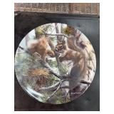 Limited Edition Plate 'The Squirrel' by Kevin Dani
