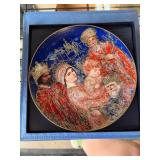 1988 Edna Hibel Christmas Plate, Gifts of the Magi