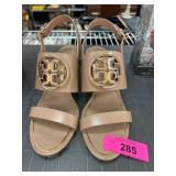 Tory Burch Nude Wedge Sandals w Logo sz 8