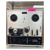 Akai X-200D Reel-to-Reel Tape Recorder