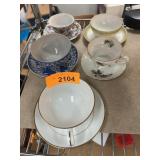 Porcelain Teacup and Saucer Set