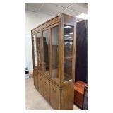 DESCRIPTION Huntley by Thomasville China Cabinet