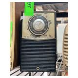 RCA Victor Deluxe Transistor Radio