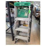 Werner 4-Foot Aluminum Step Ladder