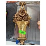 Syroco Inc. Ornate Wall Basket Sconce
