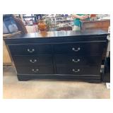 Black Six-Drawer Dresser, 33' x 61' x 18'