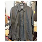 Van Heusen Large Black Poplin Dress Shirt