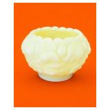 Fenton Water Lily Custard Satin Glass Roseï¿½Bowl