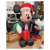 Disney Inflatable Mickey Mouse Christmas Dï¿½c