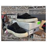 CONSENS Lidda Black Slip-On Sneakers Size 10