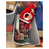 Christmas Dï¿½cor Tote With Ornaments