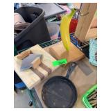 Small Cast Iron Skillet with Handle