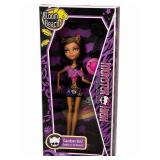 Monster High Gloom Beach Clawdeen Wolf Doll