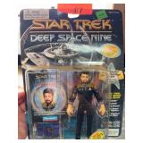 Star Trek DS9 Lt. William T. Riker Figure