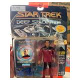 Star Trek DS9 Commander Sisko Figure