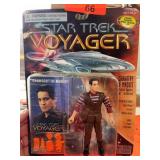 Star Trek Voyager Chakotay Maquis Action Fig