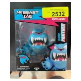 Mr Beast Lab Classic Panther Vinyl Figure