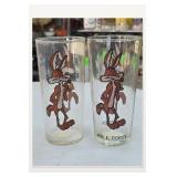 1973 Pepsi Wile E. Coyote Glasses Pair
