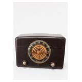 Admiral Tabletop Radio Record Player